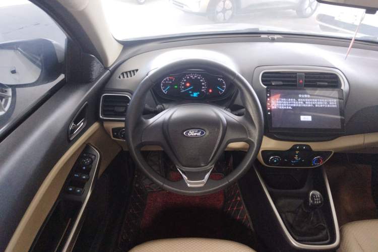 Used Ford Escort 2017 Revised Version 1.5L Manual Comfort Edition Steering Wheel