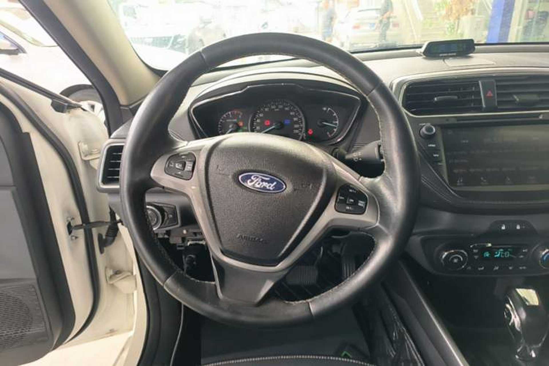 Used Ford Escort 2017 Happiness Edition 1.5L Automatic Fashion Version Steering Wheel