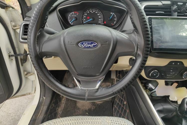 Used Ford Escort 2017 1.5L Manual Comfort Model Steering Wheel