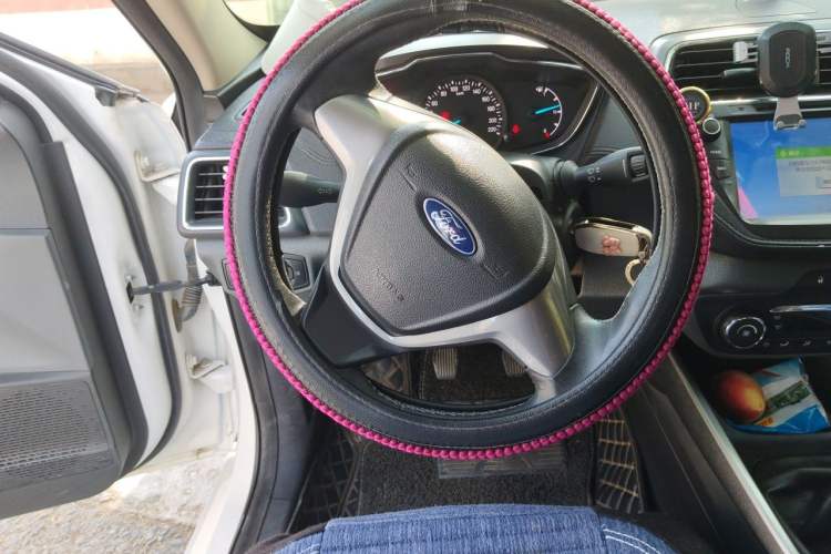 Used Ford Escort 2017 Happy Edition 1.5L Manual Fashion Model Steering Wheel