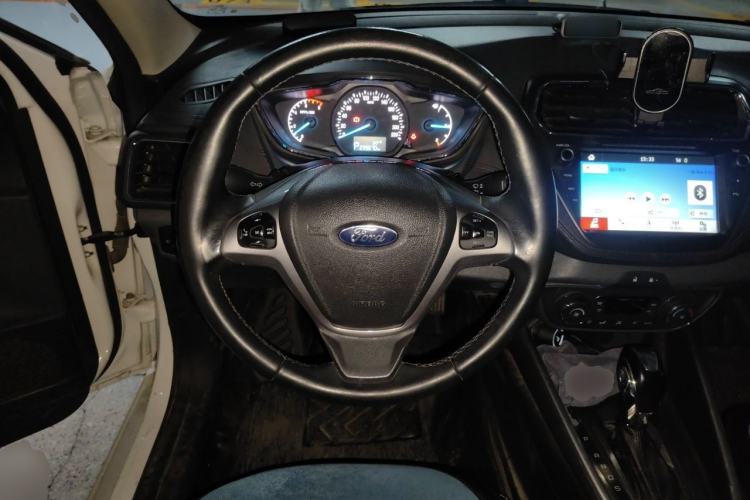 Used Ford Escort 2017 Happiness Edition 1.5L Automatic Fashion Version Steering Wheel