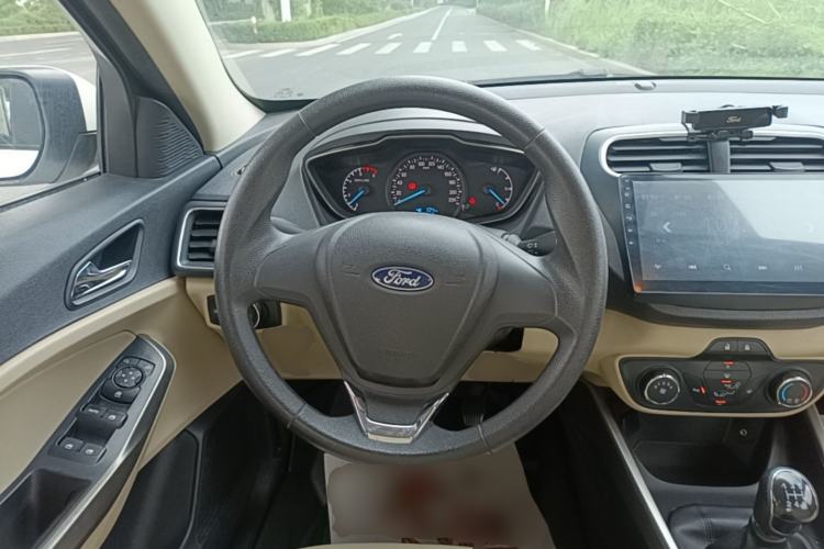 Used Ford Escort 2017 Revised Version 1.5L Manual Comfort Edition Steering Wheel