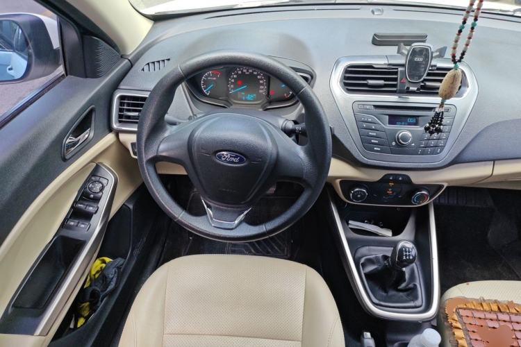 Used Ford Escort 2017 1.5L Manual Comfort Model Steering Wheel