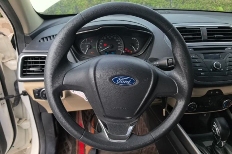 Used Ford Escort 2017 Revised Version 1.5L Automatic Comfort Edition Steering Wheel