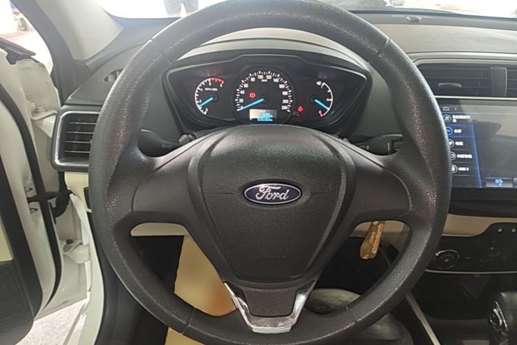 Used Ford Escort 2017 1.5L Automatic Comfort Model Steering Wheel
