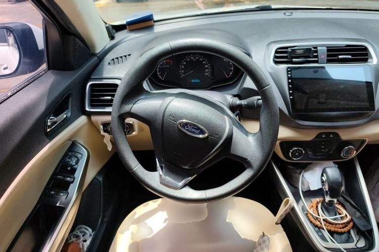 Used Ford Escort 2017 Revised Version 1.5L Automatic Comfort Edition Steering Wheel