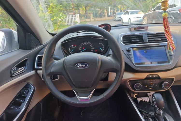 Used Ford Escort 2017 Revised Version 1.5L Automatic Comfort Edition Steering Wheel
