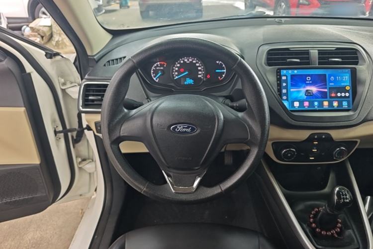 Used Ford Escort 2017 Revised Version 1.5L Manual Comfort Edition Steering Wheel