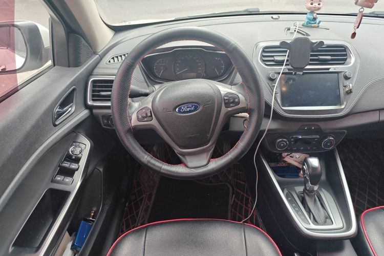 Used Ford Escort 2017 Happiness Edition 1.5L Automatic Fashion Version Steering Wheel