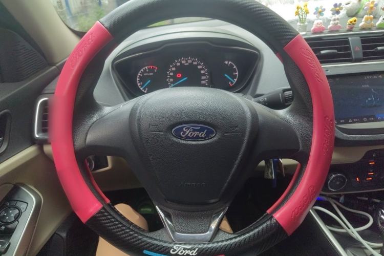 Used Ford Escort 2017 1.5L Automatic Comfort Model Steering Wheel