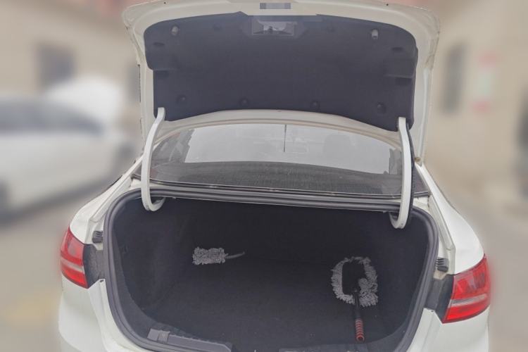 Used Ford Escort 2017 Happiness Edition 1.5L Automatic Fashion Version Trunk