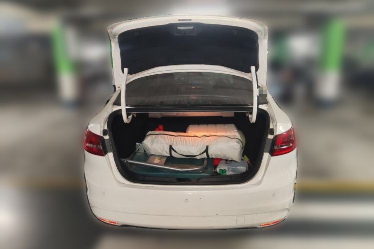 Used Ford Escort 2017 Happiness Edition 1.5L Automatic Fashion Version Trunk