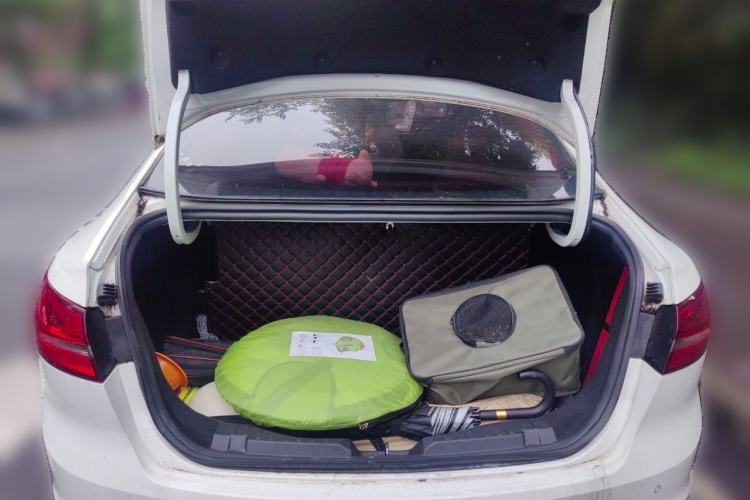 Used Ford Escort 2017 Happiness Edition 1.5L Automatic Fashion Version Trunk