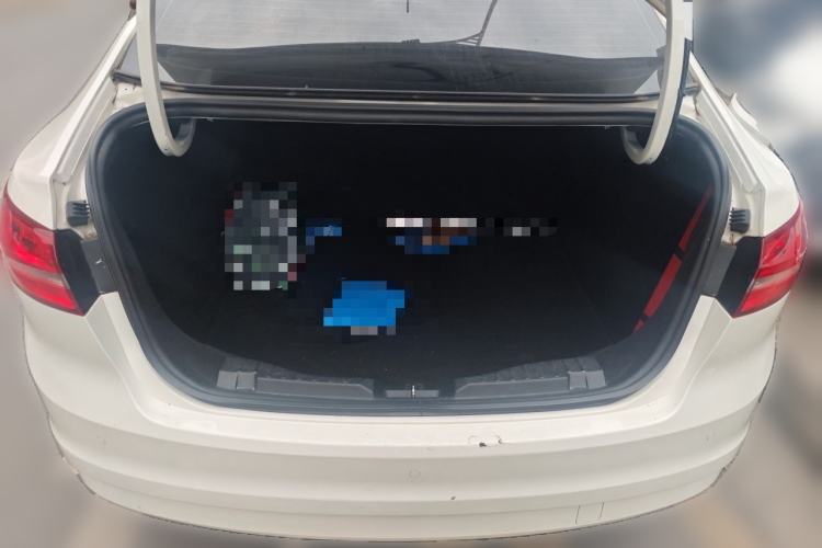 Used Ford Escort 2017 Happiness Edition 1.5L Automatic Fashion Version Trunk