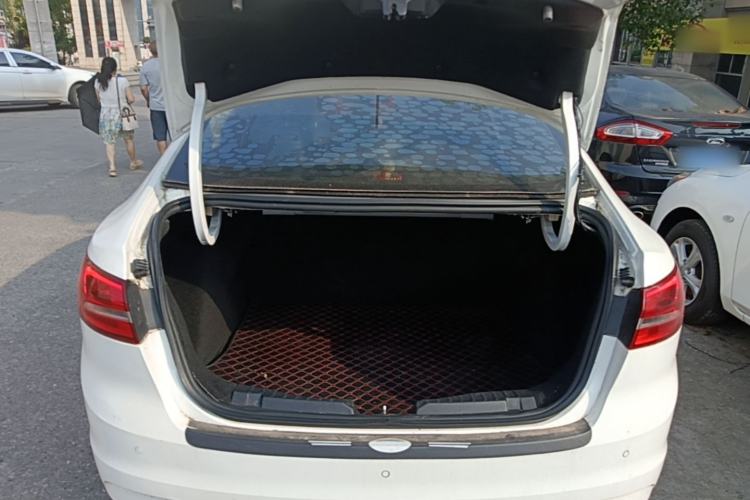 Used Ford Escort 2017 Happy Edition 1.5L Manual Fashion Model Trunk