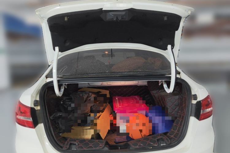 Used Ford Escort 2017 Happiness Edition 1.5L Automatic Fashion Version Trunk