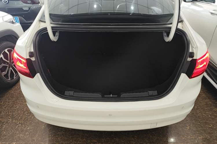 Used Ford Escort 2017 1.5L Manual Comfort Model Trunk