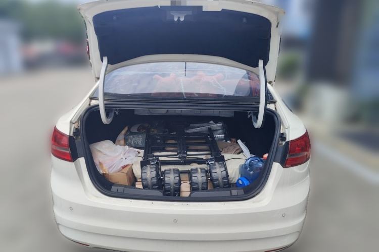 Used Ford Escort 2017 Happiness Edition 1.5L Automatic Fashion Version Trunk