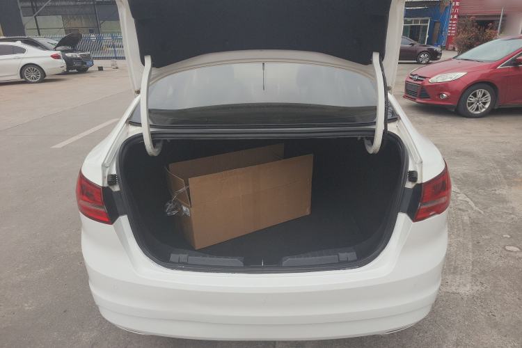 Used Ford Escort 2017 Happy Edition 1.5L Manual Fashion Model Trunk