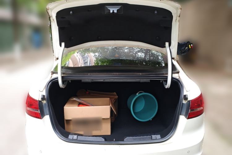 Used Ford Escort 2017 Happiness Edition 1.5L Automatic Fashion Version Trunk