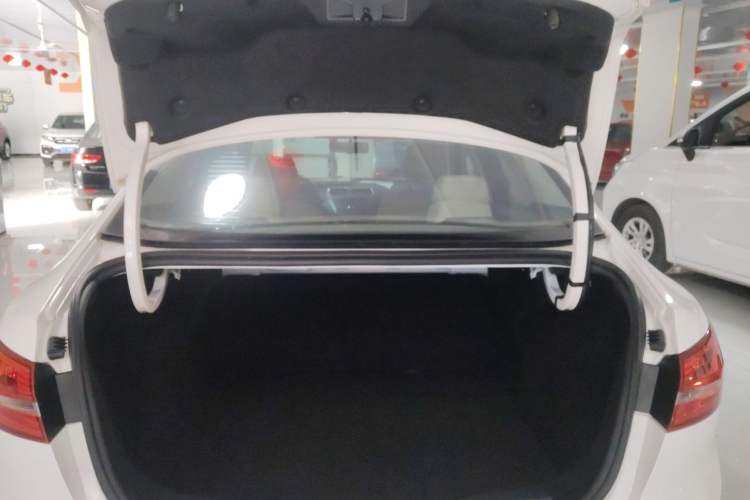 Used Ford Escort 2017 Revised Version 1.5L Manual Comfort Edition Trunk