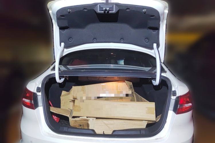 Used Ford Escort 2017 Happiness Edition 1.5L Automatic Fashion Version Trunk
