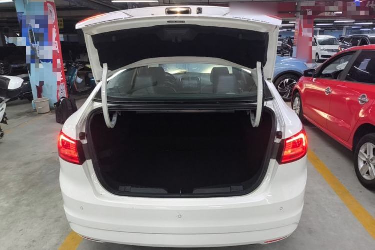 Used Ford Escort 2017 Revised Version 1.5L Manual Comfort Edition Trunk
