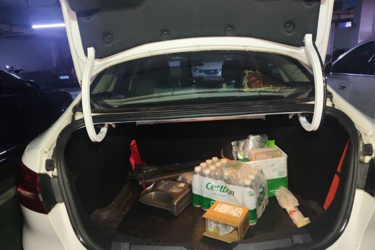 Used Ford Escort 2017 Happiness Edition 1.5L Automatic Fashion Version Trunk