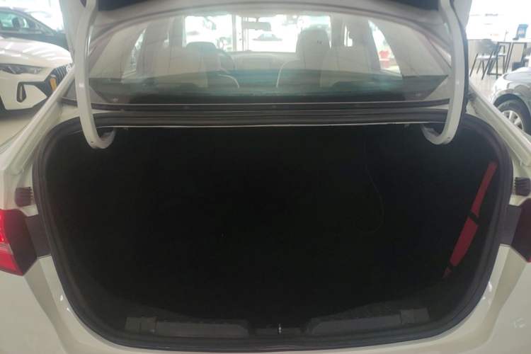 Used Ford Escort 2017 Revised Version 1.5L Automatic Comfort Edition Trunk