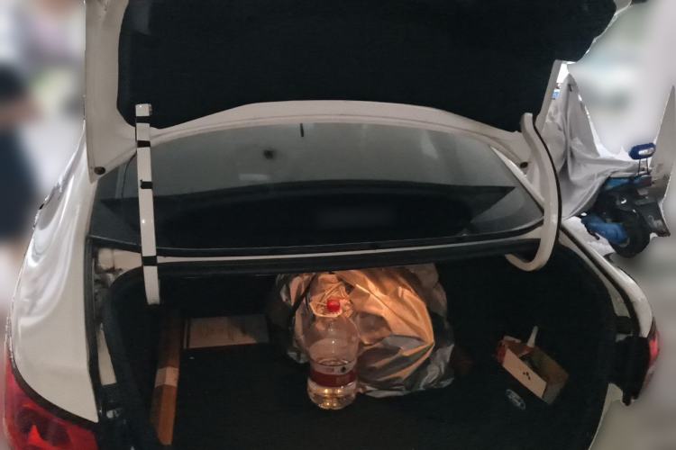 Used Ford Escort 2017 Happiness Edition 1.5L Automatic Fashion Version Trunk