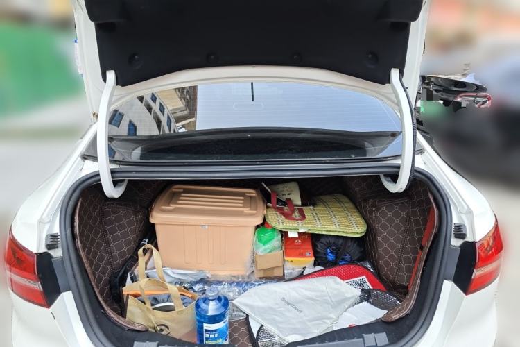 Used Ford Escort 2017 Happiness Edition 1.5L Automatic Fashion Version Trunk
