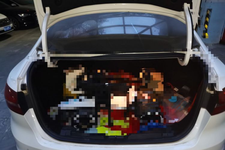 Used Ford Escort 2017 Happiness Edition 1.5L Automatic Fashion Version Trunk
