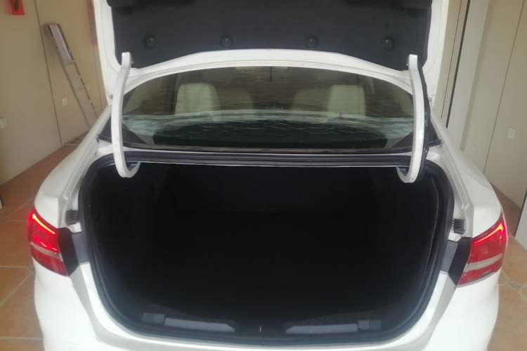 Used Ford Escort 2017 Revised Version 1.5L Manual Comfort Edition Trunk