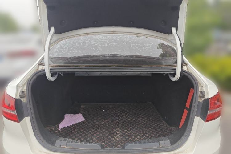 Used Ford Escort 2017 Happiness Edition 1.5L Automatic Fashion Version Trunk
