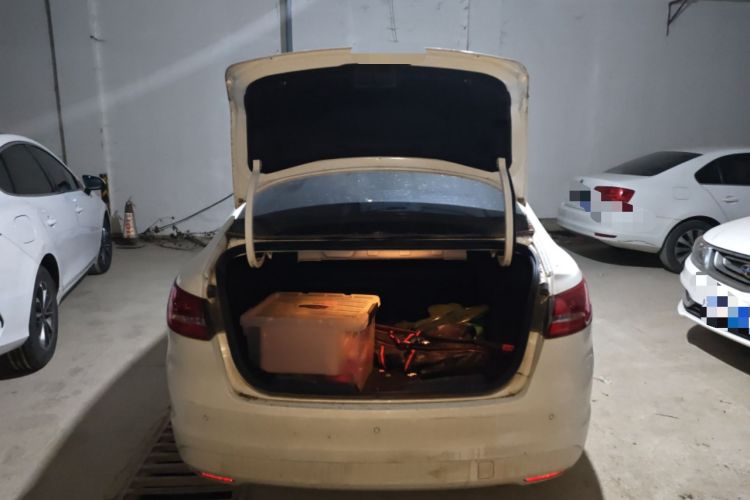 Used Ford Escort 2017 Happiness Edition 1.5L Automatic Fashion Version Trunk