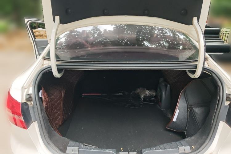 Used Ford Escort 2017 Happy Edition 1.5L Manual Fashion Model Trunk