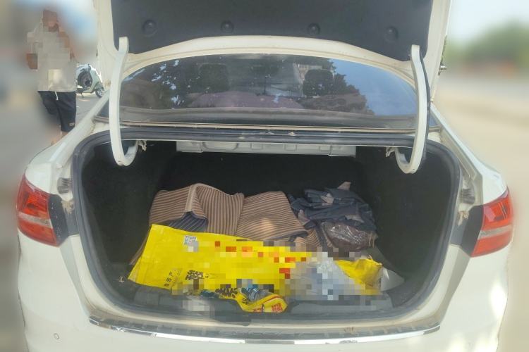 Used Ford Escort 2017 Happiness Edition 1.5L Automatic Fashion Version Trunk