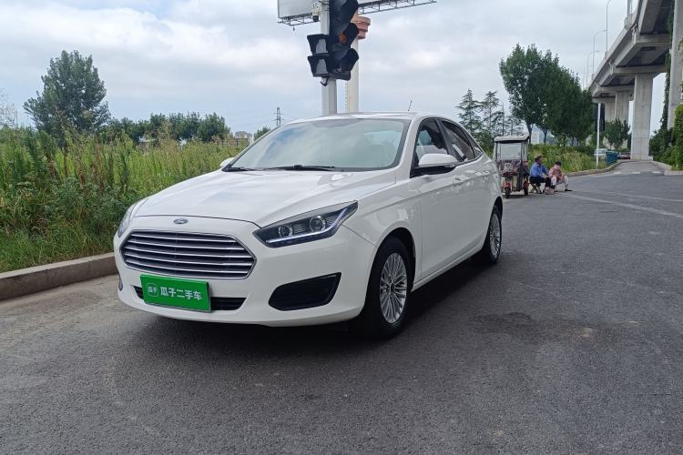 Used Ford Escort 2017 Revised Version 1.5L Manual Comfort Edition Guazi used car, China used car export, Used car for sale, Used cars, Cheapest cars for sale