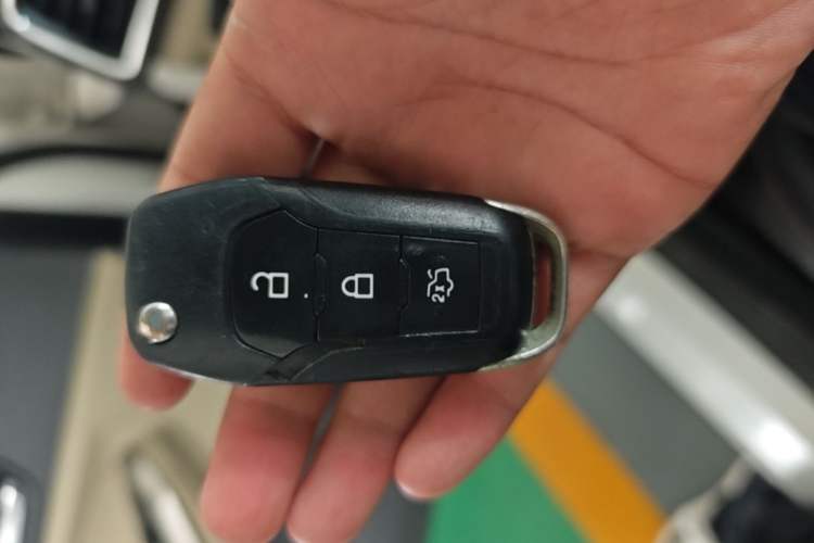 Used Ford Escort 2017 Revised Version 1.5L Manual Comfort Edition Vehicle Key