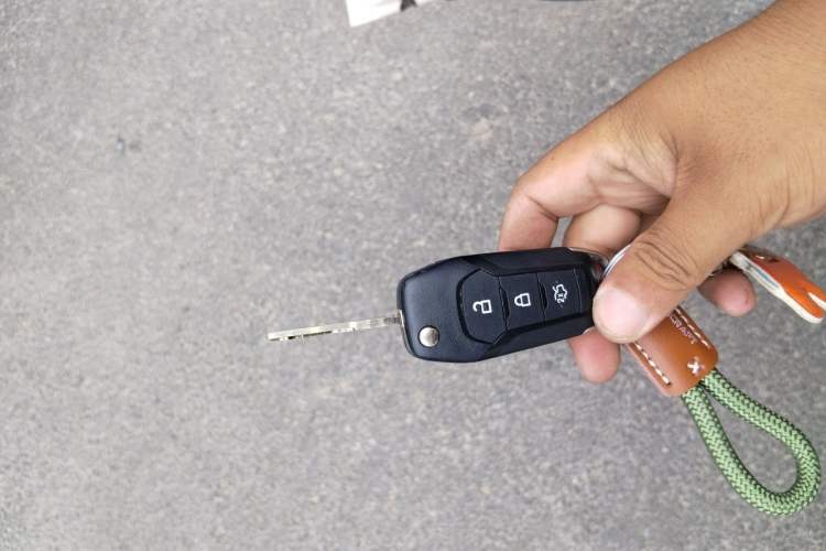 Used Ford Escort 2017 Happiness Edition 1.5L Automatic Fashion Version Vehicle Key
