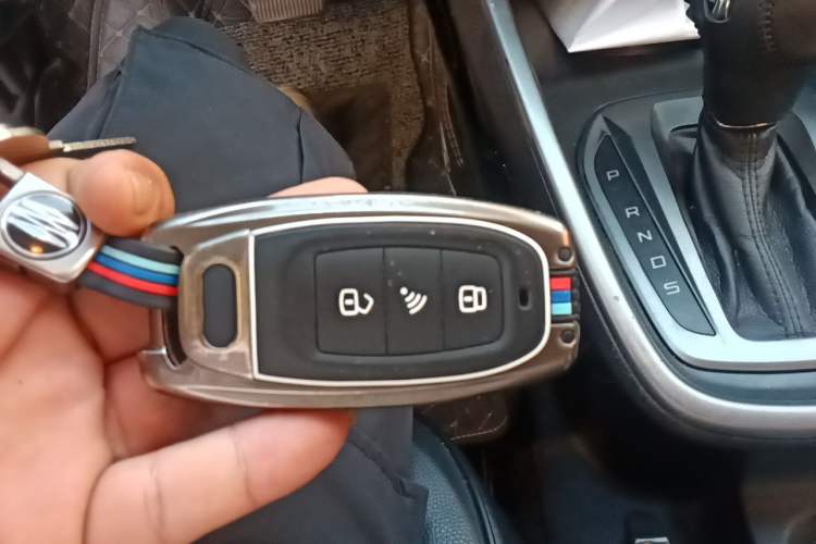 Used Ford Escort 2017 Happiness Edition 1.5L Automatic Fashion Version Vehicle Key