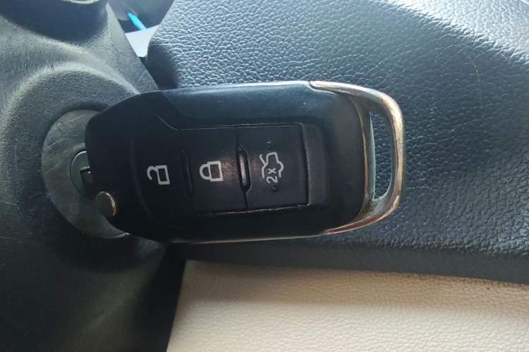 Used Ford Escort 2017 Revised Version 1.5L Automatic Comfort Edition Vehicle Key