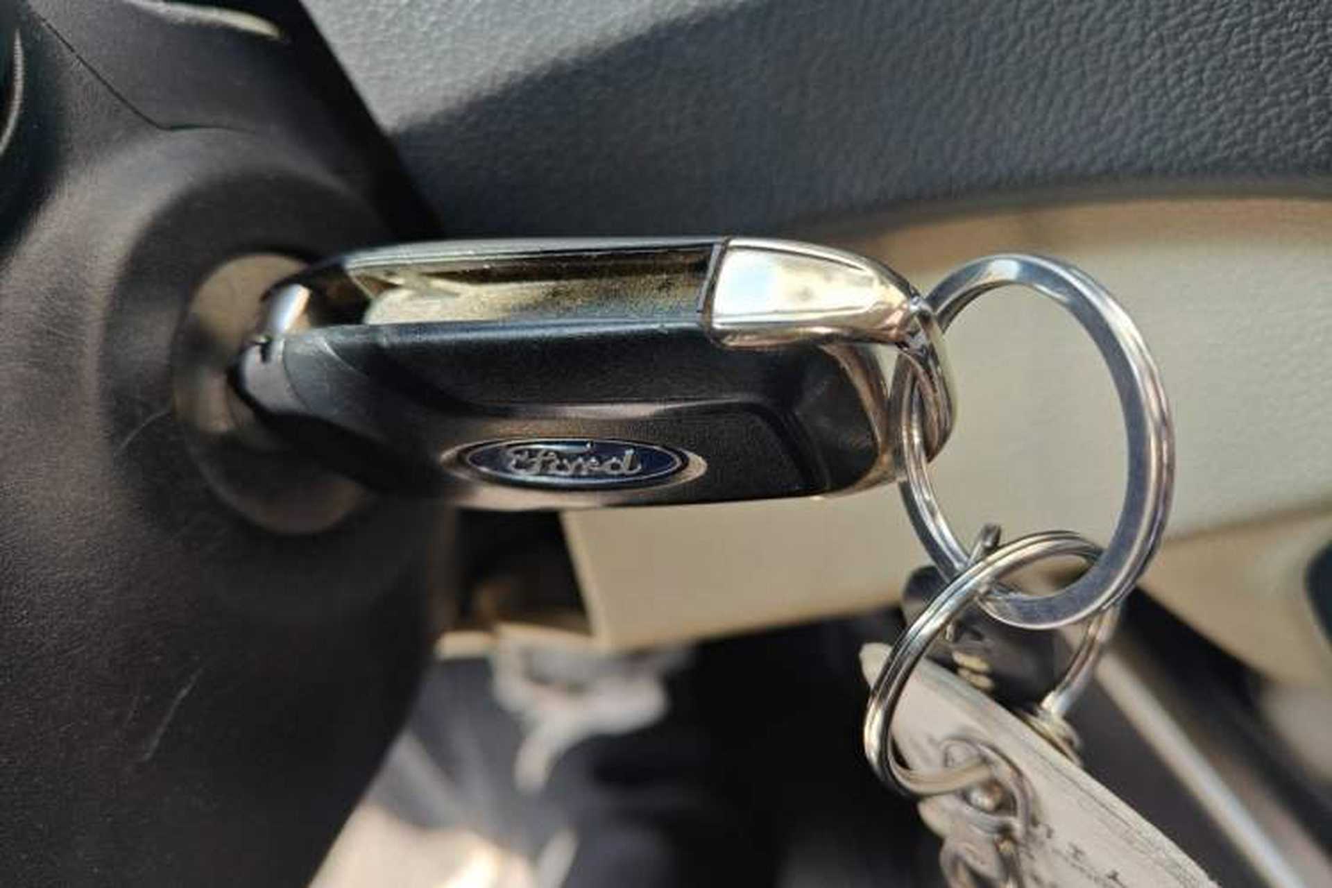 Used Ford Escort 2017 Revised Version 1.5L Automatic Comfort Edition Vehicle Key