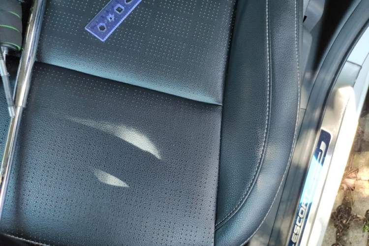 Used Ford Escort 2017 Happiness Edition 1.5L Automatic Fashion Version Vehicle Key