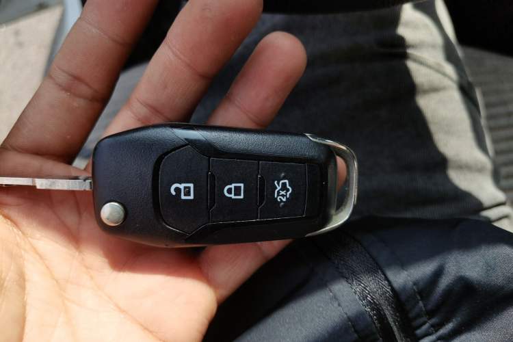 Used Ford Escort 2017 Revised Version 1.5L Automatic Comfort Edition Vehicle Key