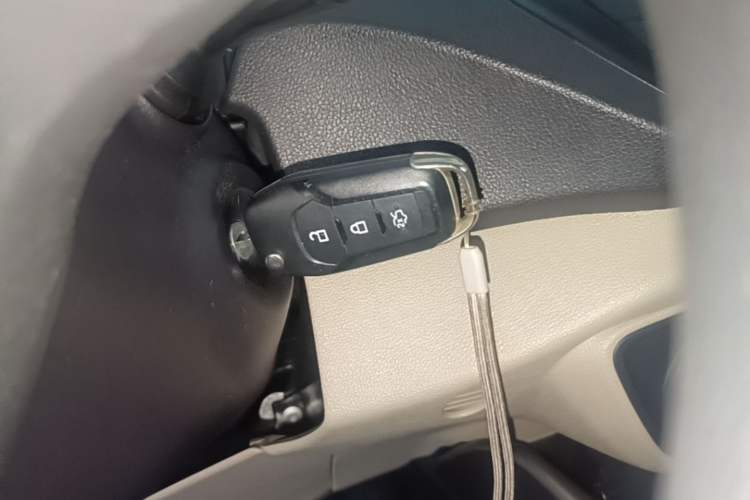Used Ford Escort 2017 Revised Version 1.5L Manual Comfort Edition Vehicle Key
