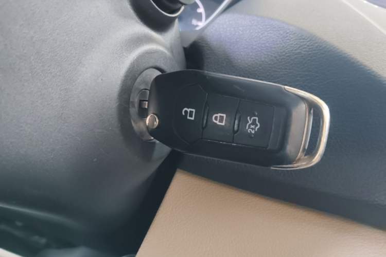Used Ford Escort 2017 Revised Version 1.5L Automatic Comfort Edition Vehicle Key