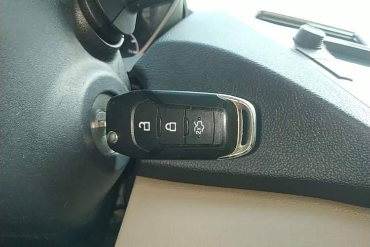Used Ford Escort 2017 Revised Version 1.5L Manual Comfort Edition Vehicle Key