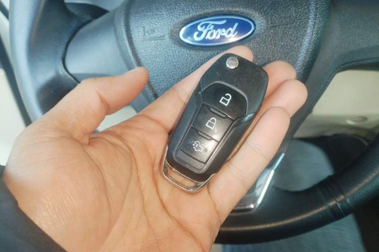 Used Ford Escort 2017 Revised Version 1.5L Manual Comfort Edition Vehicle Key