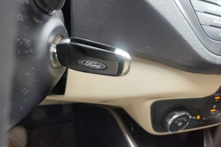 Used Ford Escort 2017 Revised Version 1.5L Manual Comfort Edition Vehicle Key